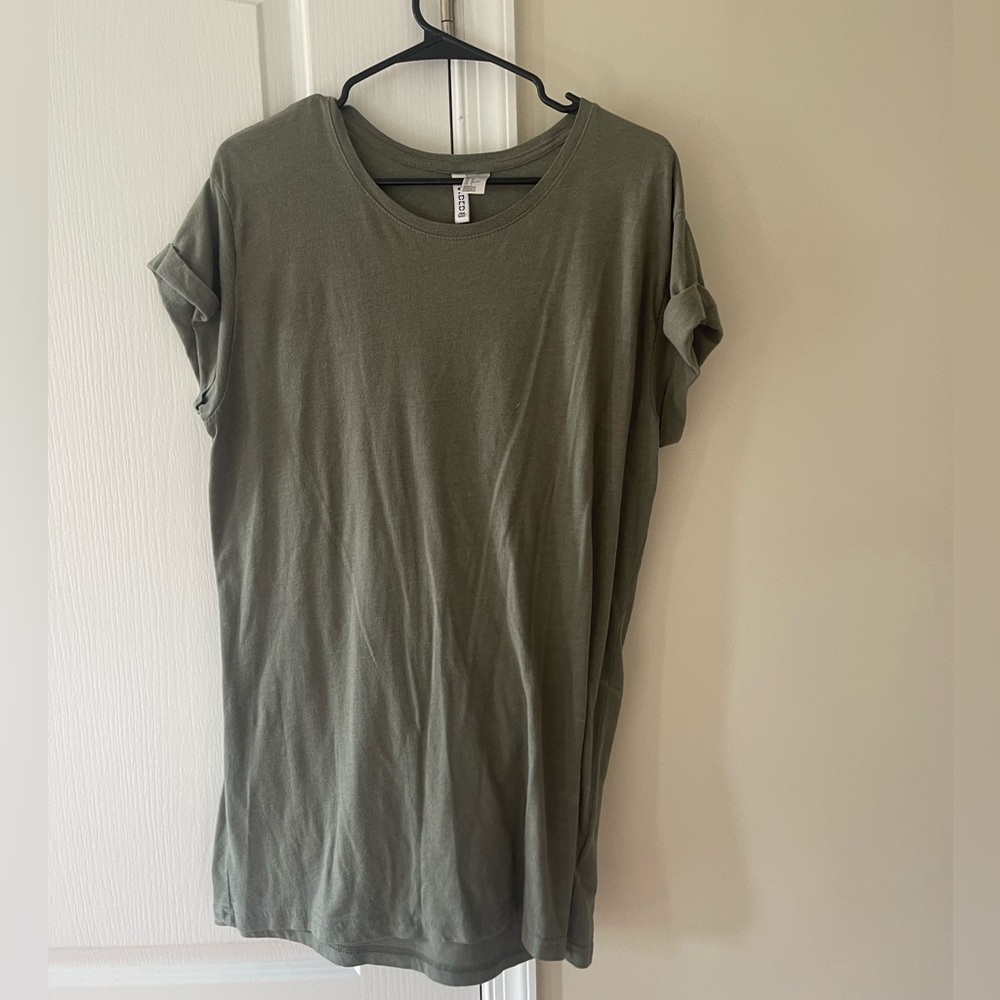 Divided H&M basic t shirt dress